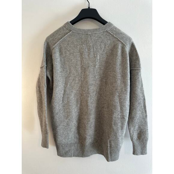 Athleta Perspective Tan Wool/Cashmere Crew Split Hem Sweater Minimalist Size S - Picture 4 of 8